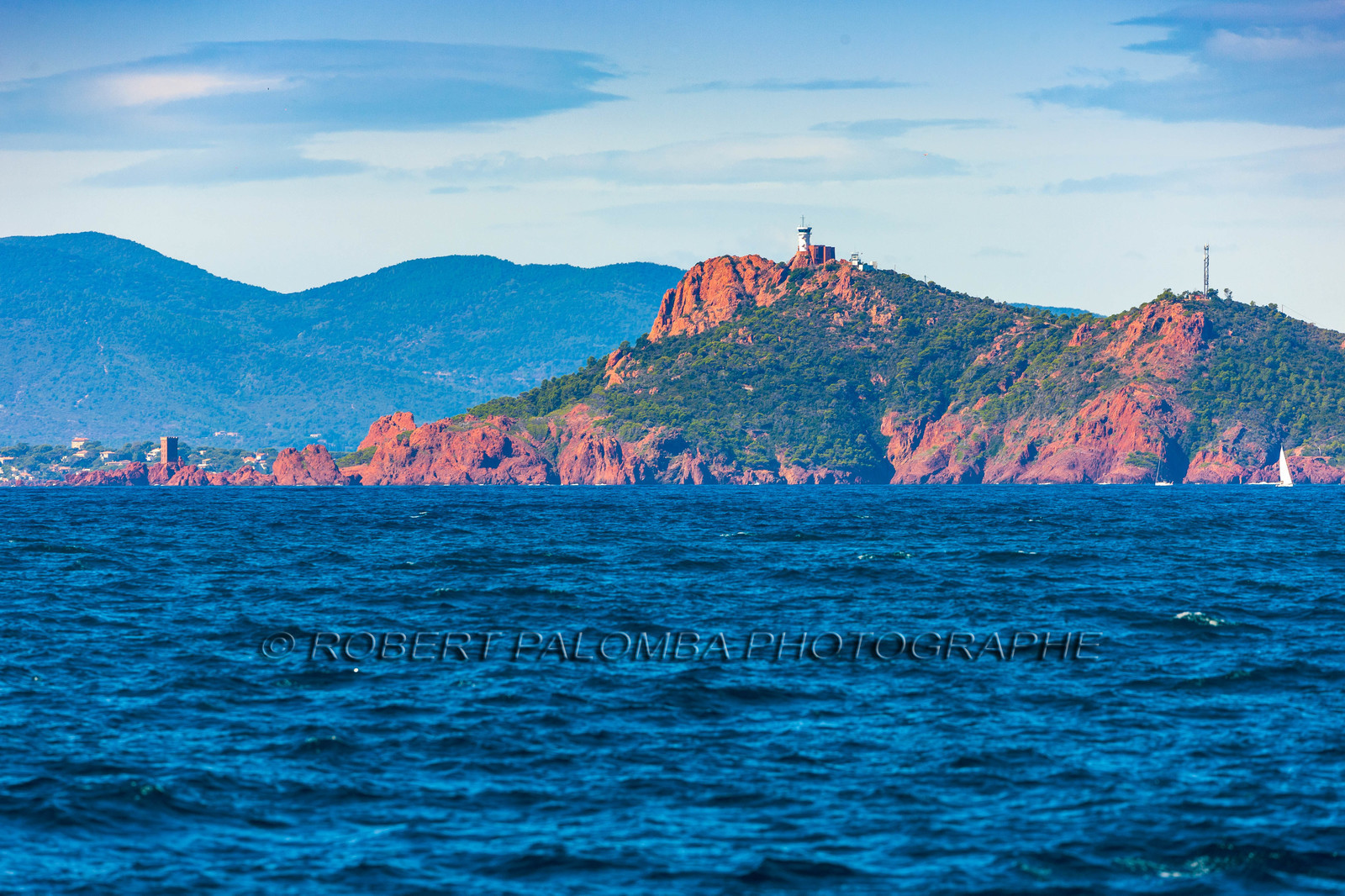 France, Alpes-Maritimes (06)  Corniche d(Or